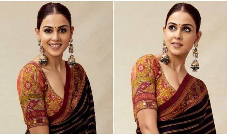 Wedding Fashion: ওয়েডিং ফ্যাশনে ক্লাসিক লুক আনতে চান? জেনেলিয়ার মতো এই সুন্দর কালো ডিজাইনার শাড়ি কিন্তু নজর কাড়বে বেশি Wedding Fashion: ওয়েডিং ফ্যাশনে ক্লাসিক লুক আনতে চান? জেনেলিয়ার মতো এই সুন্দর কালো ডিজাইনার শাড়ি কিন্তু নজর কাড়বে বেশি