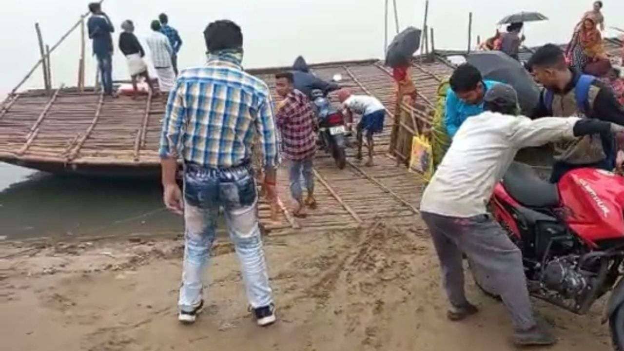 Katwa: প্রাণ হাতে নিয়েই চলছে ঝুঁকির যাতায়াত, উদাসীন প্রশাসন