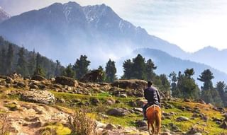 Travel Tips: হোটেল বুক করার আগে যা যা দেখে নেওয়া দরকার, তার লিস্টটি দেখে নিন একনজরে…