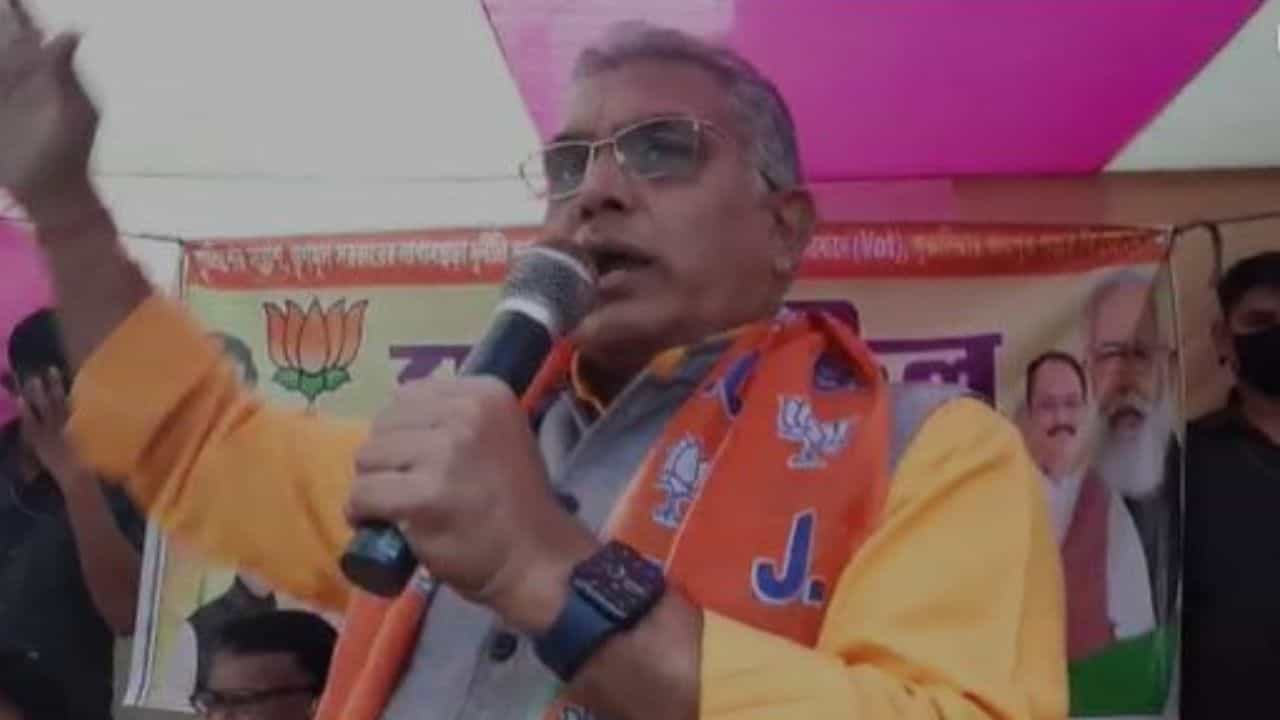 Dilip Ghosh: 'আমরা বাংলা থেকে বিজ্ঞানী,খেলোয়াড়, গায়ক পাঠালেও তৃণমূল ত্রিপুরায় সমাজ বিরোধীদের পাঠাচ্ছে!' Dilip Ghosh: 'আমরা বাংলা থেকে বিজ্ঞানী,খেলোয়াড়, গায়ক পাঠালেও তৃণমূল ত্রিপুরায় সমাজ বিরোধীদের পাঠাচ্ছে!'