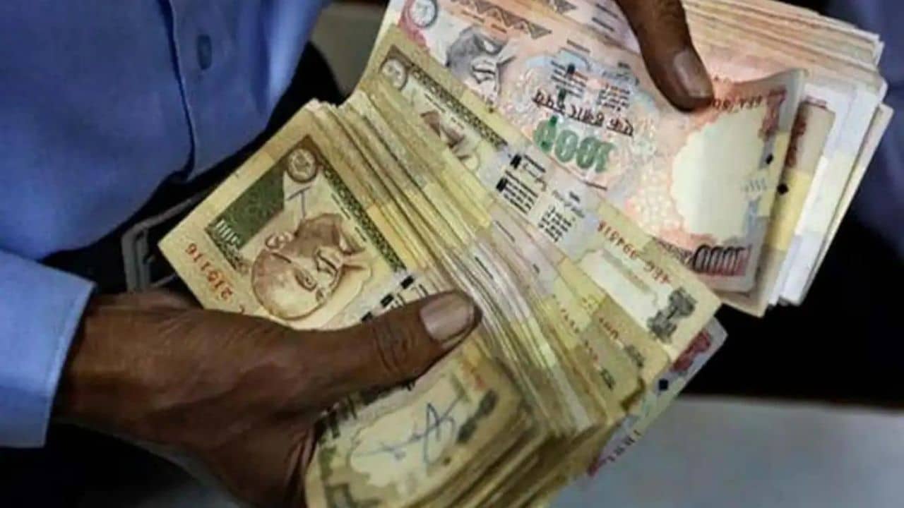 Demonitization: নোট বাতিলের পাঁচ বছর, বেশ কিছু পরিষেবাতে এখনও চালু নগদে লেনদেন, অনলাইন লেনদেনেও বিপুল বৃদ্ধি