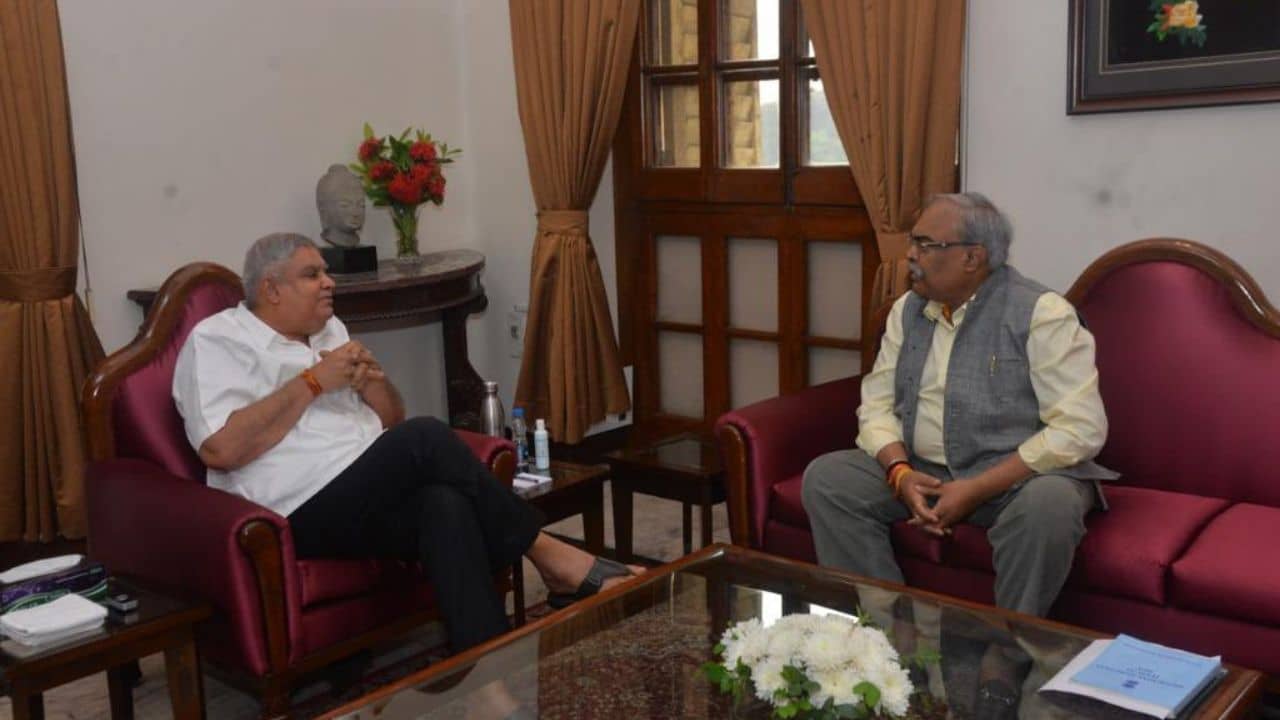 Municipal Election: রাজ্যের সব পৌর এলাকায় একসঙ্গে ভোট হোক,  চায় রাজভবনও