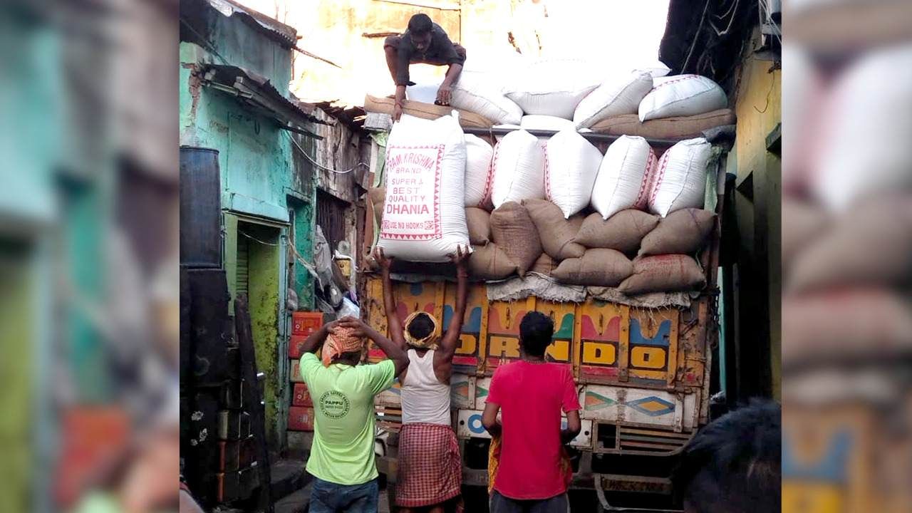 Posta: পোড়া মোবিলে কালোজিরে পালিশ করে পোস্তায় রমরমা ব্যবসা, ইবি-র জালে পাঁচ অভিযুক্ত