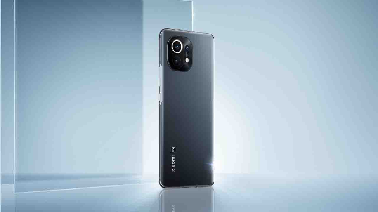 Xiaomi 12 Mini First Look: এই প্রথম কম্প্যাক্ট স্মার্টফোন নিয়ে আসছে শিয়াওমি, লঞ্চ হতে পারে ২১ ডিসেম্বর, তার আগেই প্রকাশ্যে ফার্স্ট লুক!