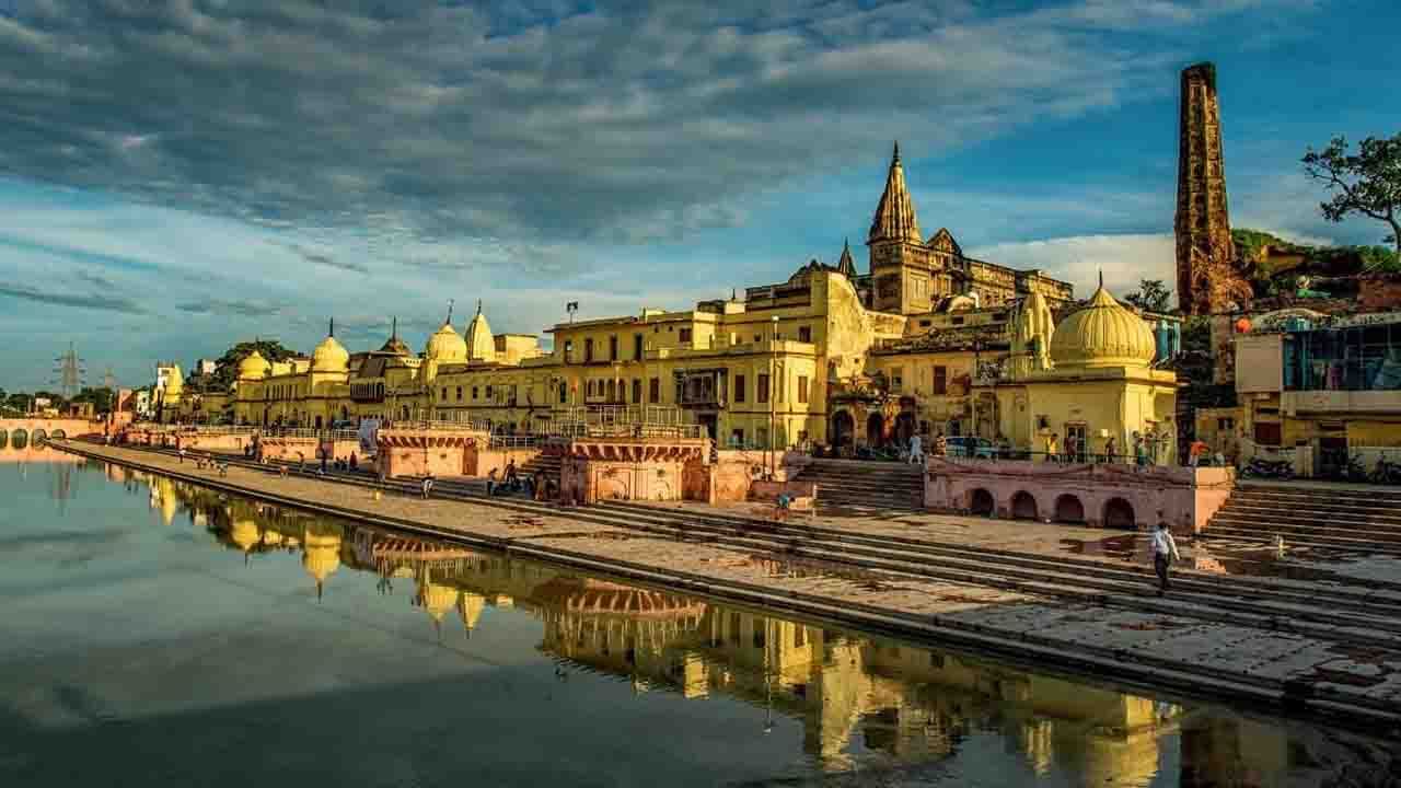 Ayodhya: প্রবীণ নাগরিকদের জন্য সুখবর! দিল্লি সরকার এবার বিনামূল্যে অযোধ্যার সফর করাবে আপনাদের
