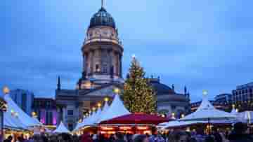 Berlin’s Christmas Market: জার্মানিতে ক্রিসমাস কাটাবেন ভাবছেন? বার্লিন ক্রিসমাস বাজারগুলি ফিরে আসছে এইবার বিধিনিষেধ সহ...