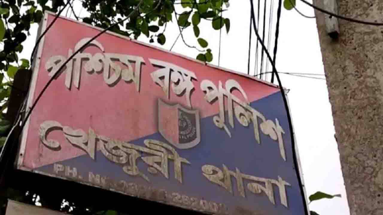 Bomb Blast in Khejuri: বাঁচব কি না জানি না, মুড়িমুড়কির মতো রাতভর ফাটল বোমা, চলল গুলি, তপ্ত খেজুরি!