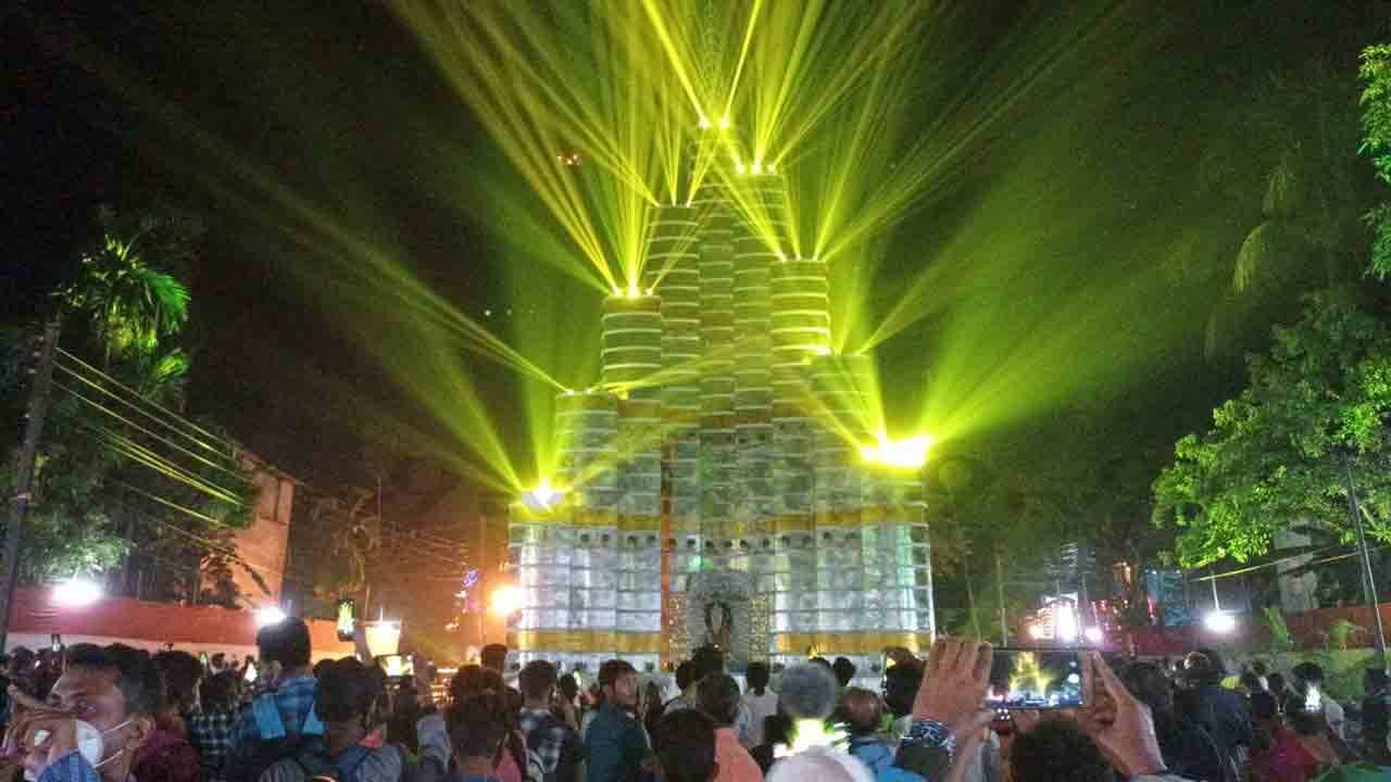 Kali Puja 2021: কলকাতা থেকে জলপাইগুড়ি গিয়েছে বুর্জ খলিফা, সেখানেও নাকানি চোবানি খাওয়াচ্ছে