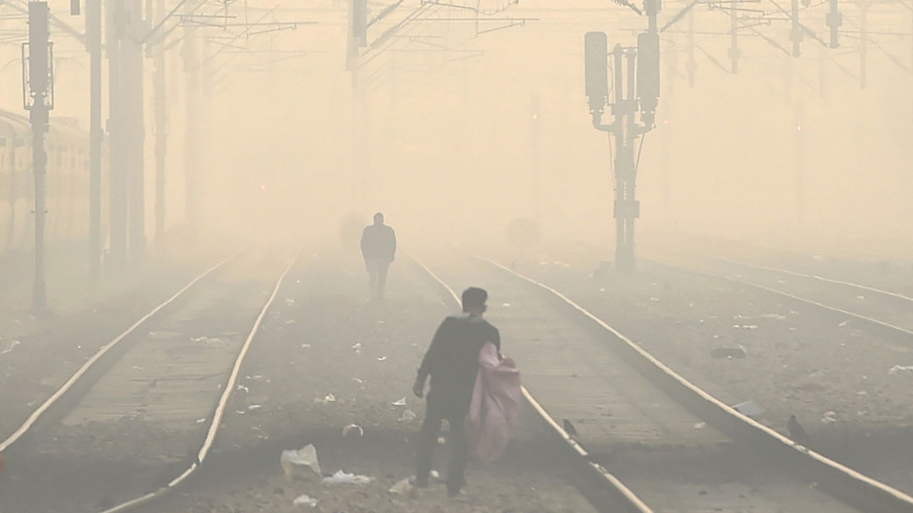 Delhi Air Pollution: কুণ্ডলী পাকিয়ে উঠছে ধোঁয়া,ধেয়ে আসছে দিল্লির দিকেই! নাসার উপগ্রহ চিত্রে ধরা পড়ল ভয়ঙ্কর দৃশ্য!
