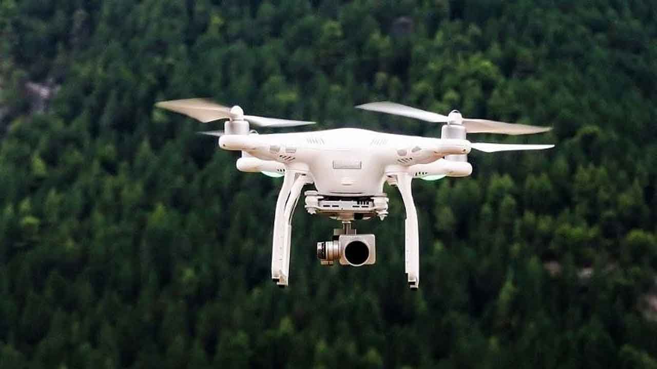 Drone on Dooars Again: ড্রোন ওড়ানো নিয়ে ফের বিতর্ক ডুয়ার্সে, জরিমানা করল বন দফতর