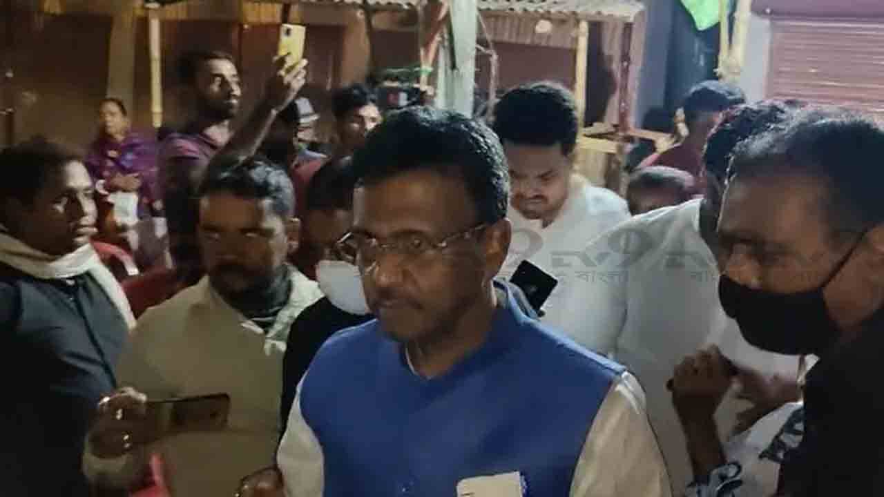 Attack on TMC in Tripura: ত্রিপুরায় চড়ছে ভোটের পারদ! বাবুলকে হেনস্থা, কলকাতায় ফিরে বললেন ফিরহাদ