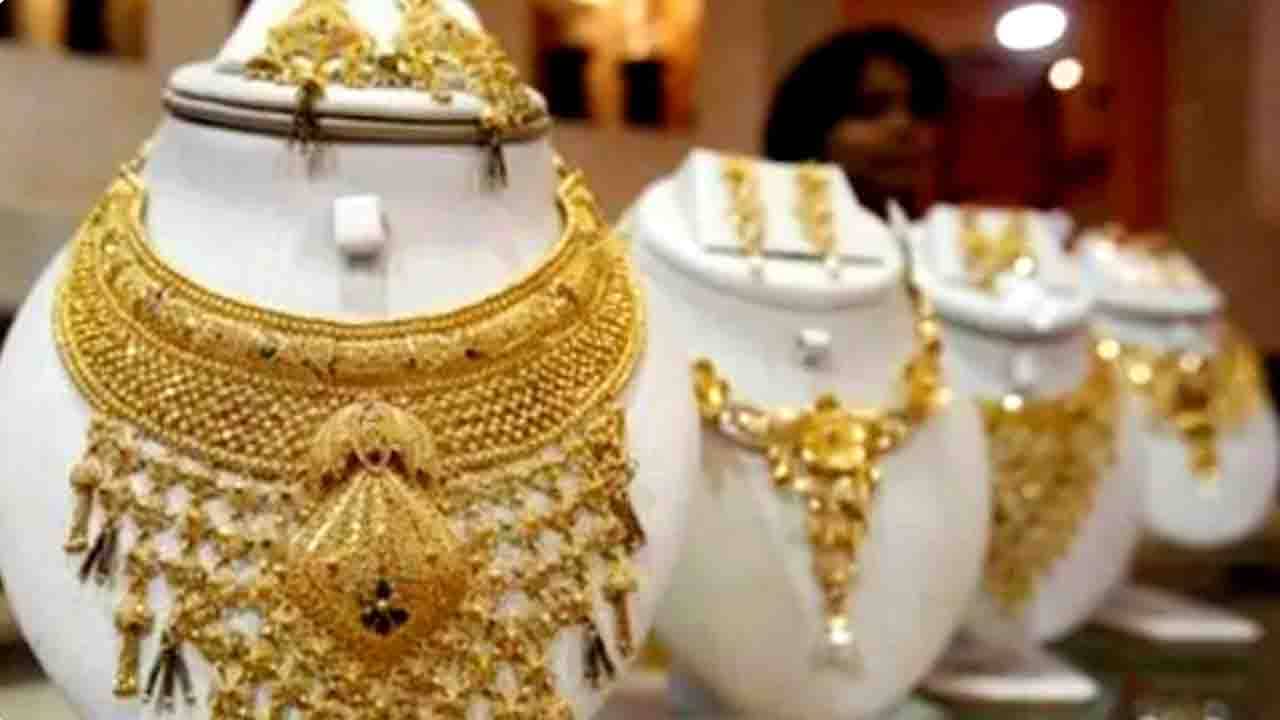 Gold Price Today: দীপাবলির আগেই তিন হাজারি বোনাস, দাম কমল সোনার