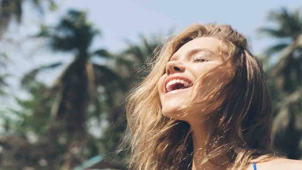 Happiness Hormones: মন খারাপ? হ্যাপি হরমোনের মাত্রা বৃদ্ধি করবেন কীভাবে, জেনে নিন