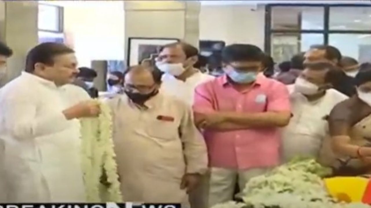 madan mitra in rabindra sadan subrata Mukherjee death