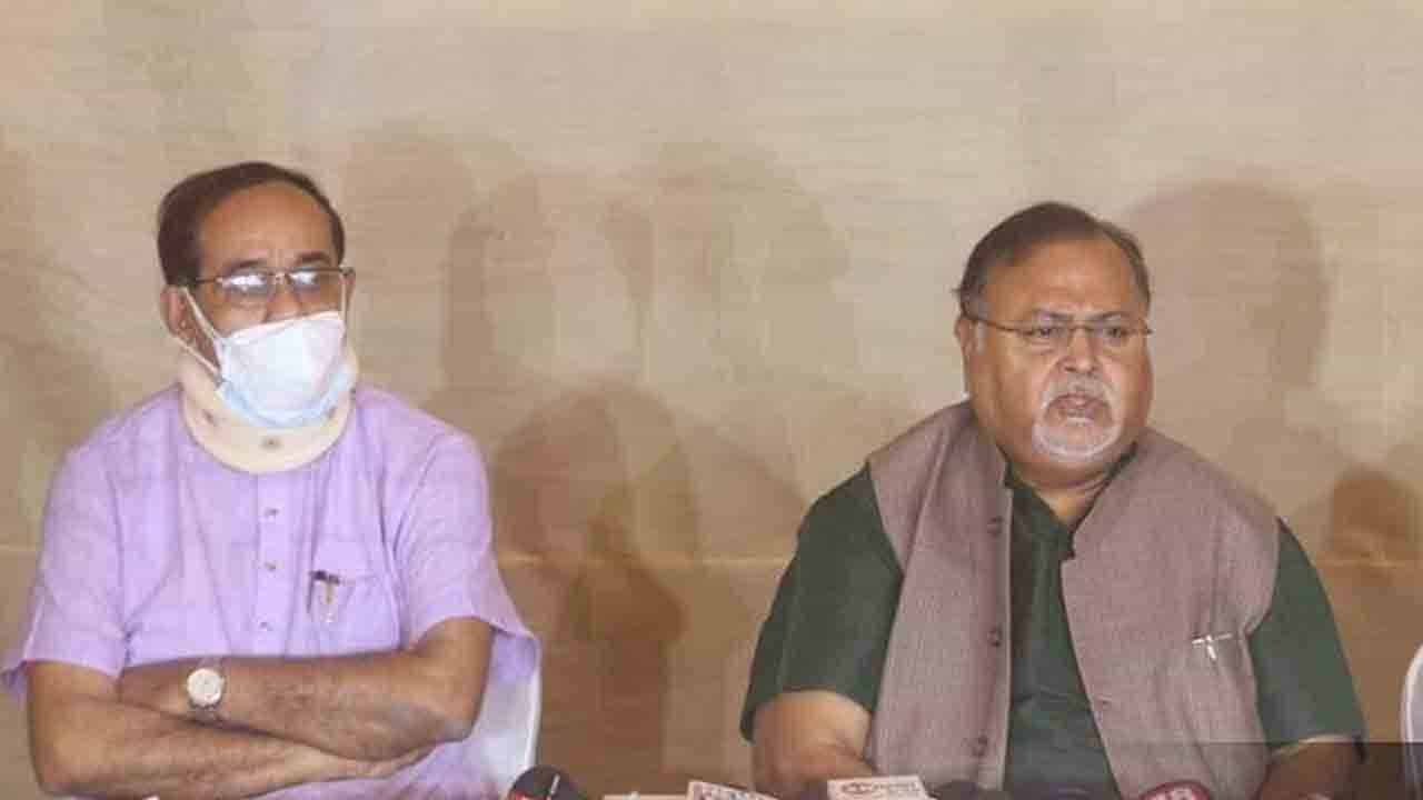 TMC Candidate List 2021 for KMC: কলকাতা পুরভোটে ১৪২টি ওয়ার্ডে প্রার্থী ঘোষণা তৃণমূলের, রইল পূর্ণাঙ্গ তালিকা TMC Candidate List 2021 for KMC: কলকাতা পুরভোটে ১৪২টি ওয়ার্ডে প্রার্থী ঘোষণা তৃণমূলের, রইল পূর্ণাঙ্গ তালিকা