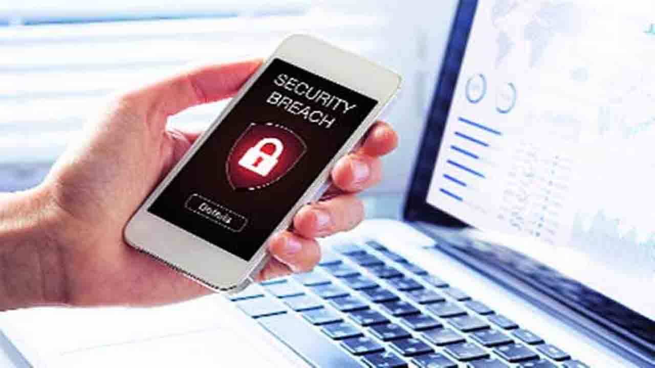 Bank Fraud: নিমেষে ফাঁকা ব্যাঙ্ক অ্যাকাউন্ট! এই ব্যাপারে সাবধান করল এসবিআই Bank Fraud: নিমেষে ফাঁকা ব্যাঙ্ক অ্যাকাউন্ট! এই ব্যাপারে সাবধান করল এসবিআই