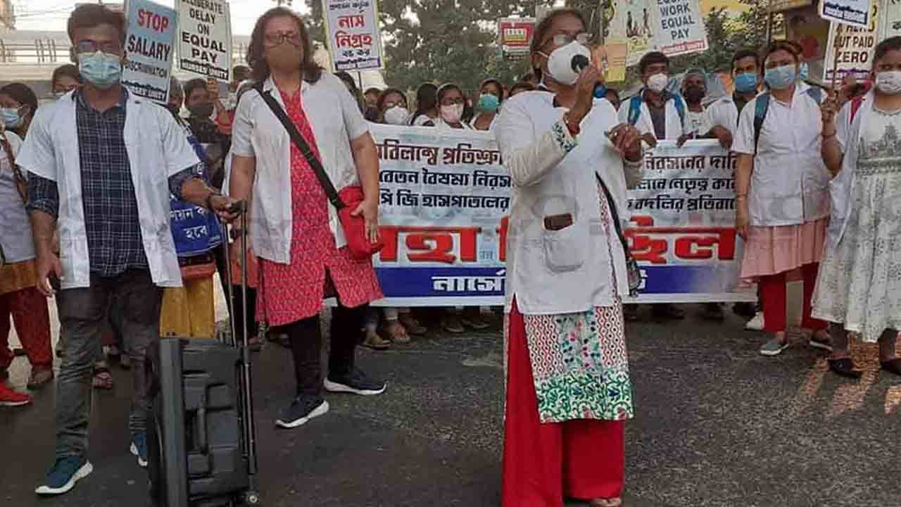 SSKM Nurses Agitation: হাইকোর্টে মামলা, পুরভোটও দোরগোড়ায়! এক মাস আন্দোলনে না নার্সেস ইউনিটির
