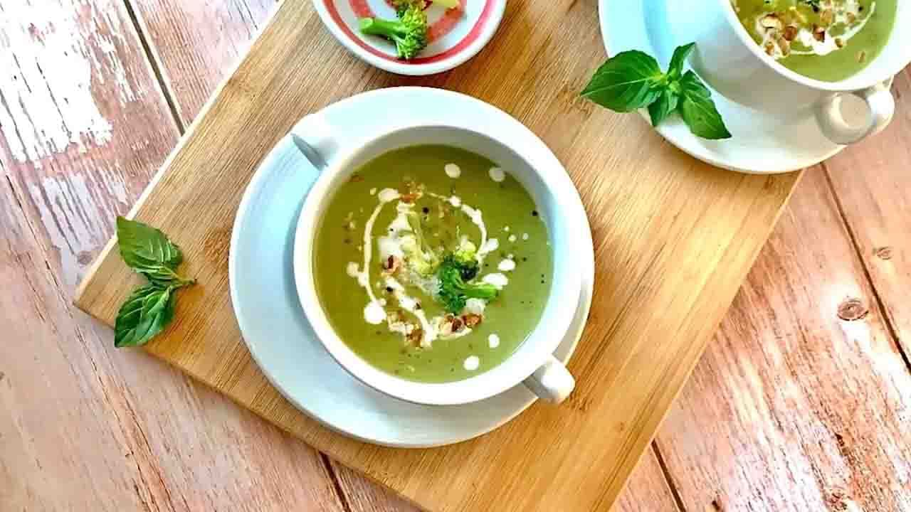Soup: মরসুমি শাকসবজির গুণ অনেক! তাই শীতে তৈরি করতে পারেন ব্রকোলি ও আখরোটের স্যুপ