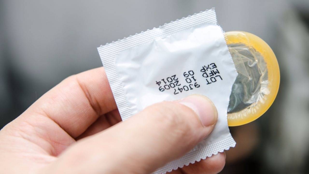 Porno filmda Yeralash yulduzi