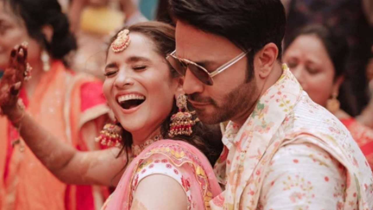 Ankita Lokhande and Vicky Jains engagement: এনগেজমেন্ট সারলেন অঙ্কিতা-ভিকি, কেমন পারফর্ম করলেন?