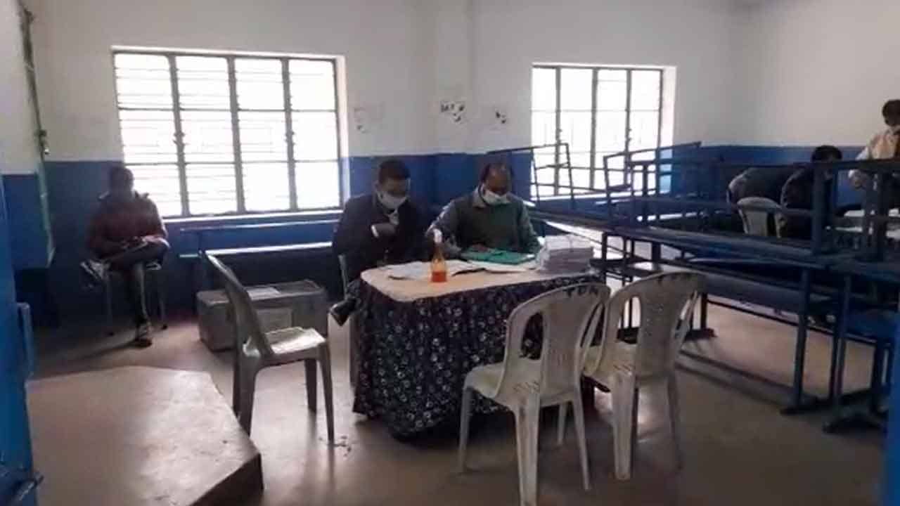 Asansol Municipal Corporation Election: দল টিকিট দিল কী দিল না কুছ পরোয়া নেহি! নির্দল হয়ে লড়ার জন্য আগেভাগেই পিচ তৈরি রাখছেন ওঁরা