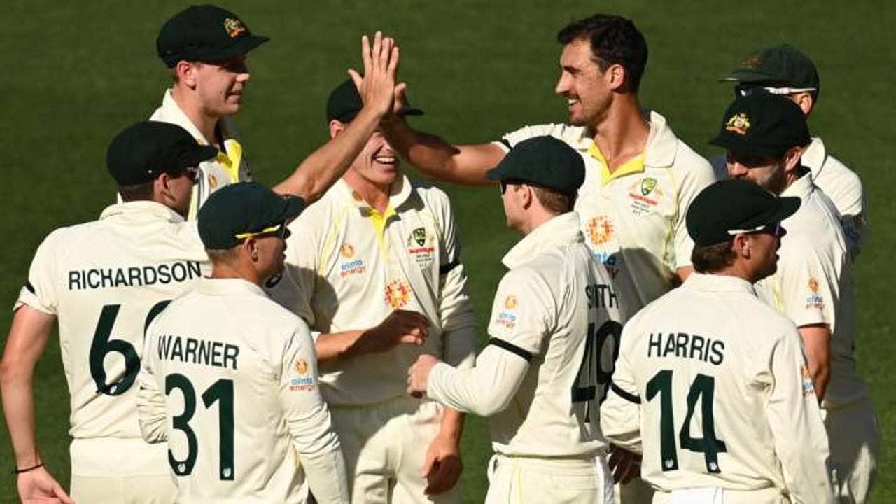 Ashes Series: অজিদের সামনে গোলাপি বল টেস্টে ফের ধরাশায়ী রুটের ইংল্যান্ড