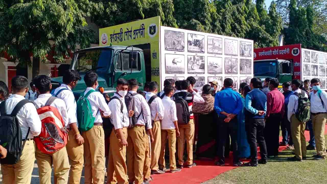 BSF: মুক্তিযুদ্ধে বিএসএফের ভূমিকা কী ছিল, জানান দিতে প্রদর্শনী কেন্দ্রীয় বাহিনীর