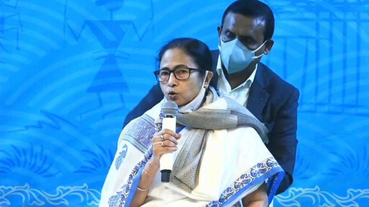 Mamata Banerjee: 'এর পর বলবেন ঘরের মধ্যেও একটা জেলা চাই', বিধায়কের আবদার শুনে খাপ্পা মুখ্যমন্ত্রী