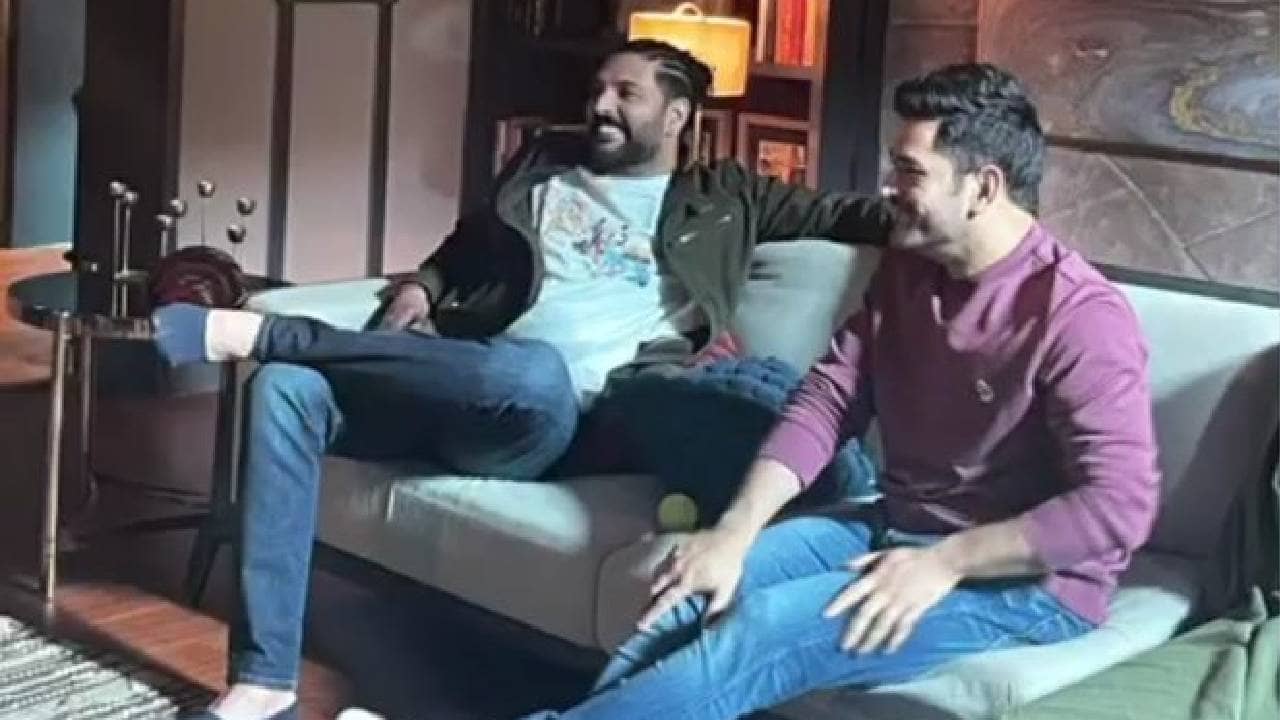 IPL 2022: মাহি-যুবি রিইউনিয়ন