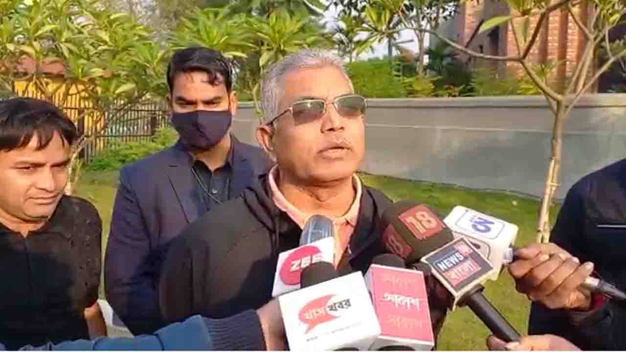 Dilip Ghosh On Communist: জ্যোতিবাবুকে প্রধানমন্ত্রী হতে দেয়নি, কমিউনিস্টরা কাউকেই ওপরে উঠতে দেয় না, বিস্ফোরক দিলীপ