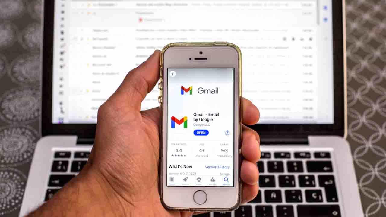 Gmail New Threat: ওমিক্রন টেস্টের নামে জিমেলে ফিশিং ইমেলের আনাগোনা, ক্লিক করলেই সর্বস্ব খোয়াতে পারেন Gmail New Threat: ওমিক্রন টেস্টের নামে জিমেলে ফিশিং ইমেলের আনাগোনা, ক্লিক করলেই সর্বস্ব খোয়াতে পারেন