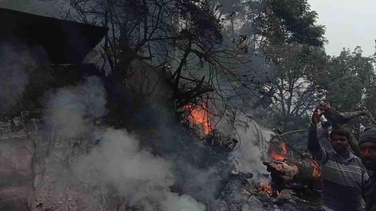 অসমর্থিত সূত্রে জানা গিয়েছে, অত্যন্ত দ্রুততার সঙ্গে উদ্ধারকার্য চালানো হচ্ছে। এখনও অবধি ১১ জনের মৃত্যু হয়েছে বলে জানা গিয়েছে। আটজনের ঝলসানো দেহ উদ্ধার করা হয়েছে। দুর্ঘটনাস্থলের পাশাপাশি পাহাড়ের ঢালেও বেশ কয়েকটি দেহ উদ্ধার হয়েছে।