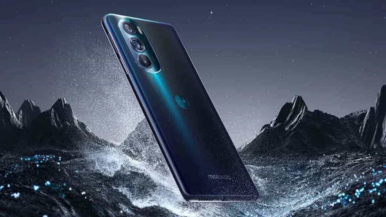 Moto Edge X30: নতুন বছর জানুয়ারির শেষে বা ফেব্রুয়ারির শুরুতে ভারতে লঞ্চ হতে পারে এই স্মার্টফোন Moto Edge X30: নতুন বছর জানুয়ারির শেষে বা ফেব্রুয়ারির শুরুতে ভারতে লঞ্চ হতে পারে এই স্মার্টফোন