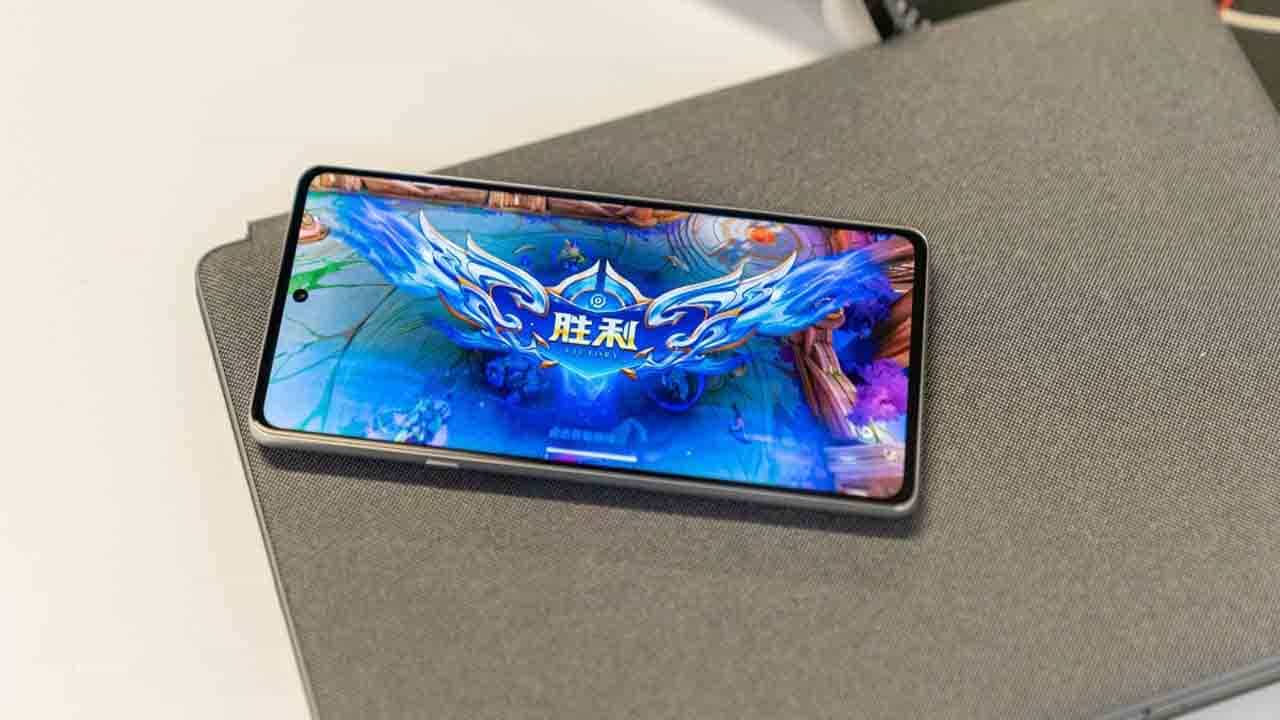 Moto Edge X30: বিশ্বের প্রথম স্মার্টফোন যেখানে থাকবে স্ন্যাপড্রাগন ৮ জেন ১ প্রসেসর, লঞ্চের আগে প্রকাশ্যে ছবি Moto Edge X30: বিশ্বের প্রথম স্মার্টফোন যেখানে থাকবে স্ন্যাপড্রাগন ৮ জেন ১ প্রসেসর, লঞ্চের আগে প্রকাশ্যে ছবি