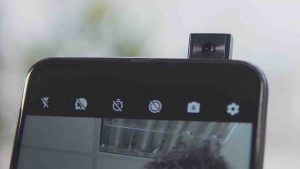Motorola Under Display Selfie Camera Phone: রহস্যজনক ফোন নিয়ে আসছে মোটোরোলা! থাকতে পারে আন্ডার ডিসপ্লে ক্যামেরা