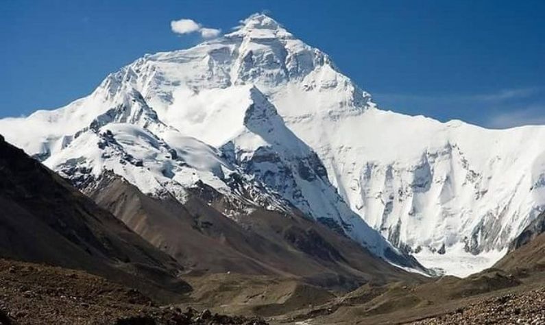 হার-কি-দুন ট্রেক-  ফটোগ্রাফারদের জন্য স্বর্গরাজ্য। সমুদ্রপৃষ্ঠ থেকে ৩৫০০ মিটার উচ্চতায় অবস্থিত গাড়ওয়াল হিমালয়ের একটি দুরন্ত ট্রেক। প্রকৃতিপ্রেমী তো বটেই, নেচার ফটোগ্রাফাররা এই ট্রেকে অনায়াসে যুক্ত হতে পারেন। 