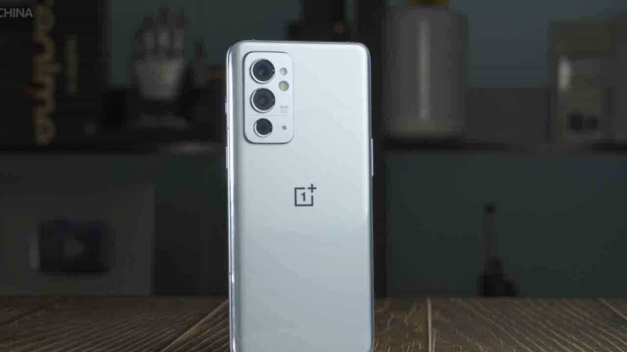 OnePlus RT: ভারতে ওয়ানপ্লাস আরটি ফোনের ৮ জিবি র্যাম ভ্যারিয়েন্টের দাম কত হতে পারে? OnePlus RT: ভারতে ওয়ানপ্লাস আরটি ফোনের ৮ জিবি র্যাম ভ্যারিয়েন্টের দাম কত হতে পারে?