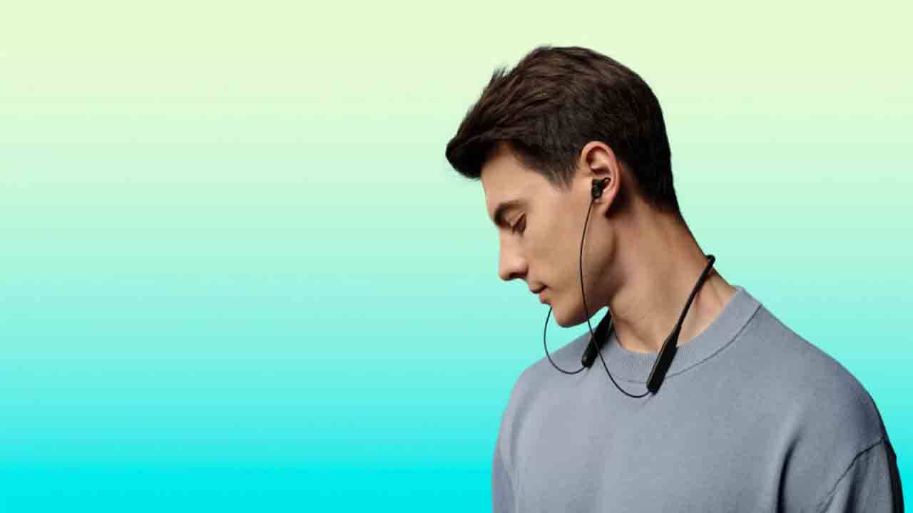 Oppo Enco M32: নেকব্যান্ড স্টাইলের এই ইয়ারফোন কবে লঞ্চ হতে চলেছে ভারতে?