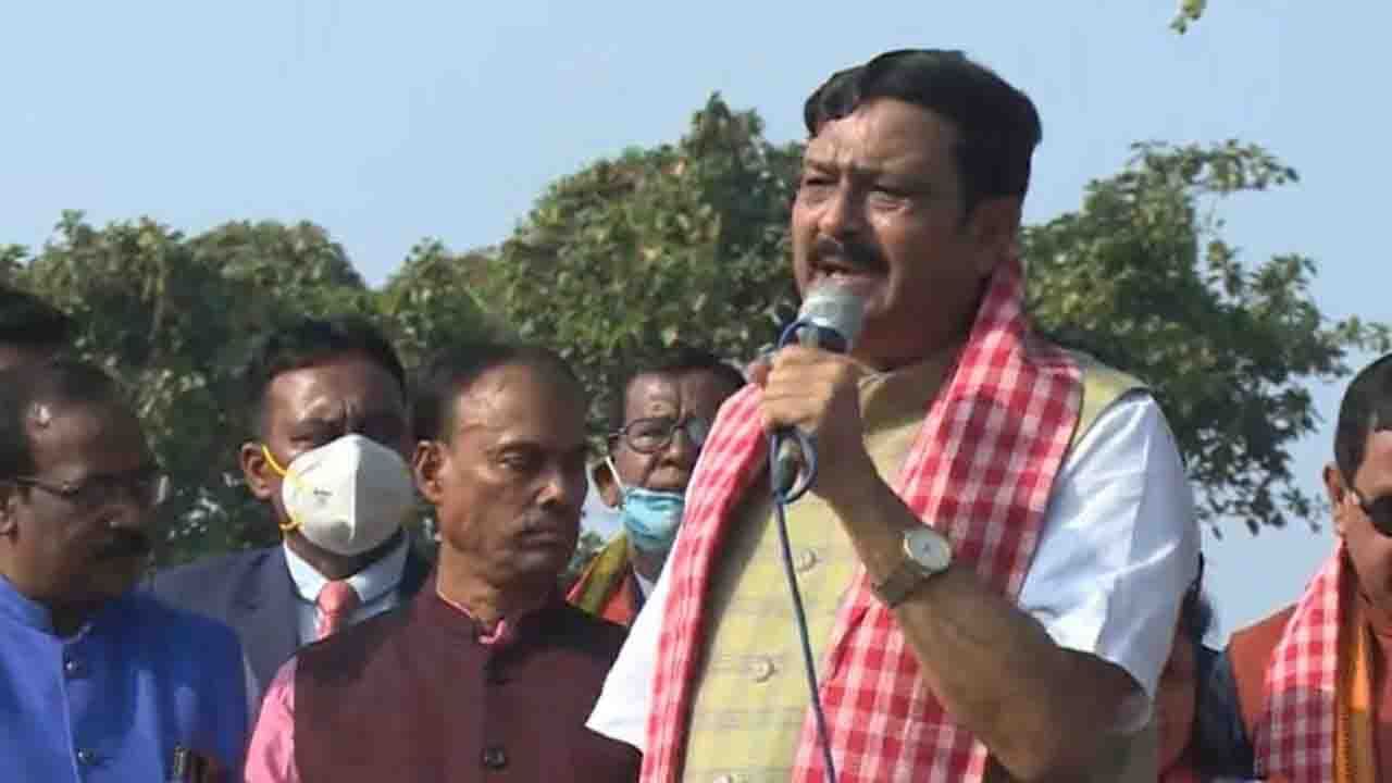 Rahul Sinha in  BJP protest in Singur