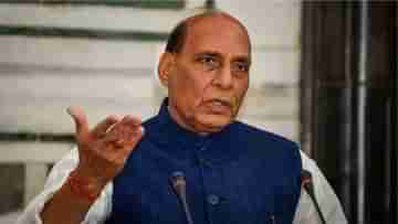 Rajnath Singh: সংঘাতের সম্ভাবনা কোনওভাবেই উড়িয়ে দেওয়া যায় না, সীমান্ত-সড়কে জোর রাজনাথের