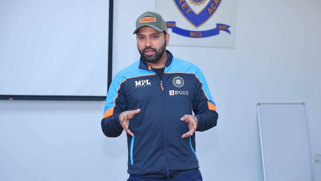 Rohit Sharma: চোট সারিয়ে ওয়েস্ট ইন্ডিজ সিরিজেই ফিরতে চলেছেন হিটম্যান