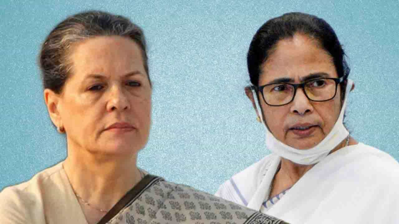 Congress-TMC Tussle: বিরোধীদের নিয়ে বৈঠক সোনিয়ার, ডাক পেল না মমতার দল Congress-TMC Tussle: বিরোধীদের নিয়ে বৈঠক সোনিয়ার, ডাক পেল না মমতার দল