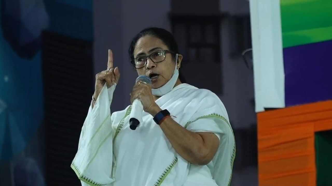 CM Mamata Banerjee On Gangasagar: 'গঙ্গাসাগর নিয়ে আপনার অত কৌতুহল কীসের? মেলা পাবলিক কা হ্যায়', সাংবাদিকের ওপর চটলেন মুখ্যমন্ত্রী