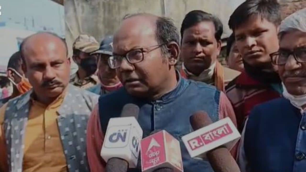 Amrut Project: আম্রুত প্রকল্পের টাকা ঢুকেছে তৃণমূল নেতাদের পকেটে দাবি সায়ন্তনের! ও গোবর গণেশ কটাক্ষ শাসকদলের