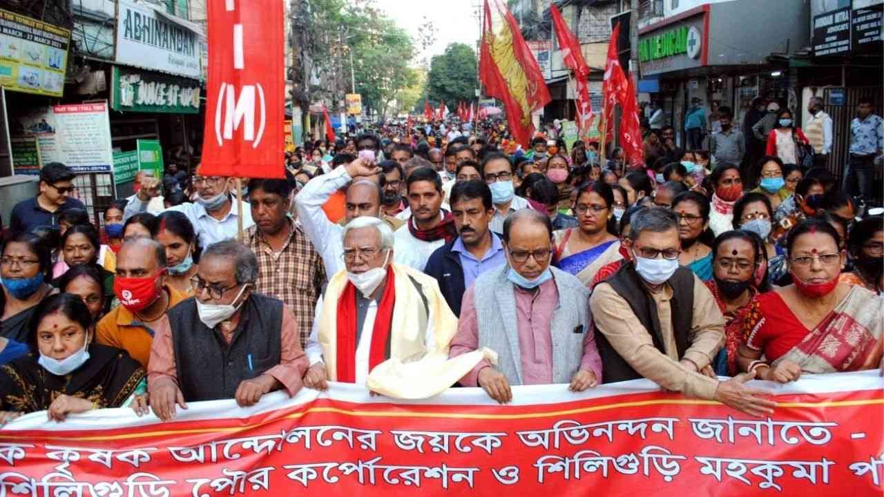 Ashok Bhattacharya: বামেরা শূন্য হয়ে যায়নি, তারা আছে, লড়াই করবে! মিছিল থেকে দৃপ্ত কন্ঠে বললেন অশোক