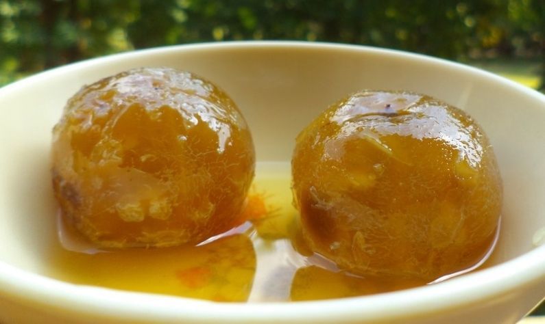 মুরাব্বা ছাড়াও, আপনি চাটনি, চুবানো, শরবত, আচার এবং চ্যবনপ্রাশ তৈরি করতে পারেন। যেগুলি সত্য়িই শরীরের জন্য বেশ কার্যকরী।