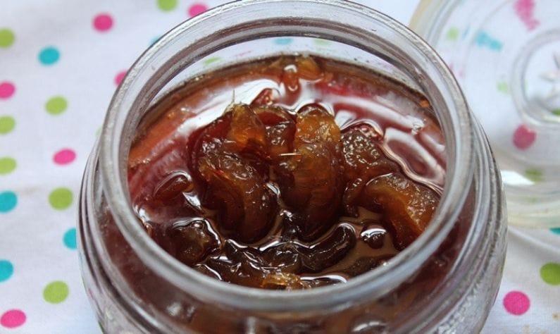 মিষ্টি আচারের মত আমলার মোরাব্বা বাড়িতেই বানিয়ে নিতে পারেন। শীতের সময় এই ফলের এমন রেসিপি স্বাস্থ্যের পক্ষেও ভাল। কিন্তু ঘরে কীভাবে এটি তৈরি করবেন তা জেনে নিন এখানে...