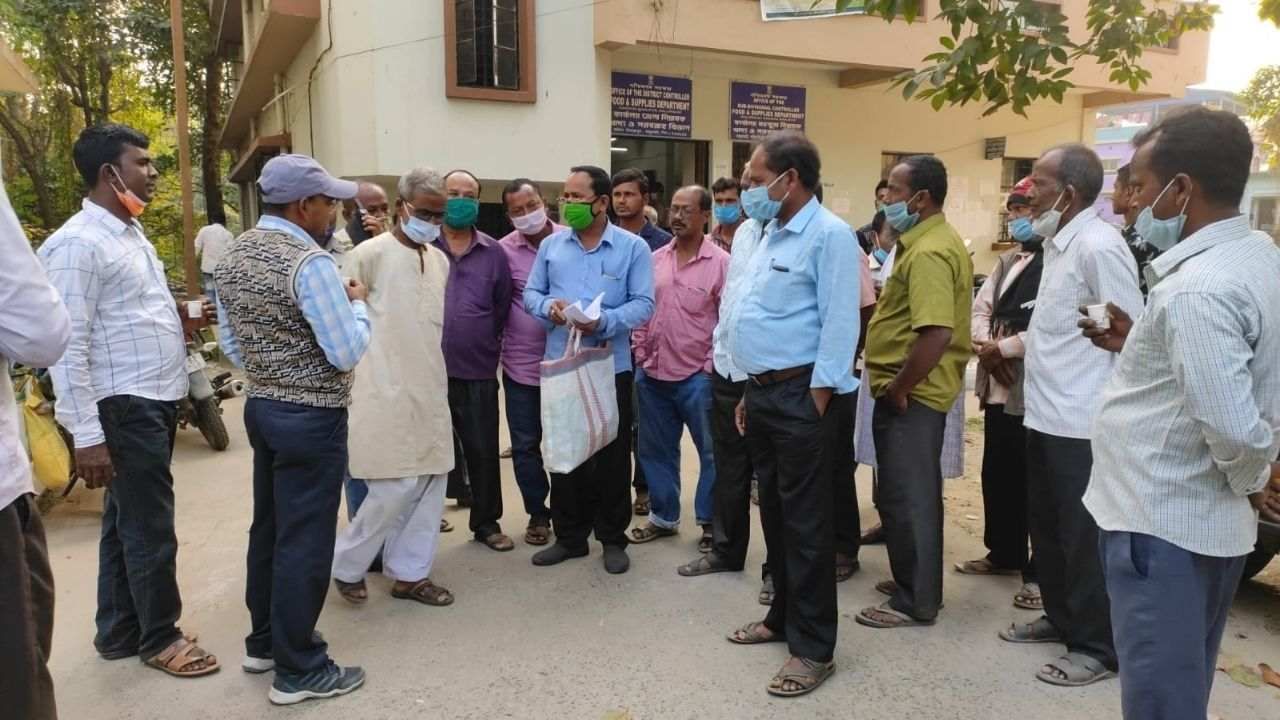 Farmers Protest: ফের কৃষক আন্দোলন! দাবি আদায়ে পথে নামলেন শতাধিক