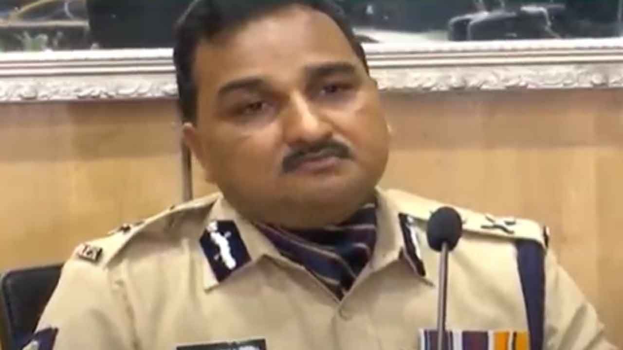 Kolkata CP: 'সাইবার ক্রাইম সবচেয়ে বড় চ্যালেঞ্জ, কোভিড বিধি মেনে আনন্দ করুন', বললেন কলকাতার নতুন সিপি বিনীত গোয়েল