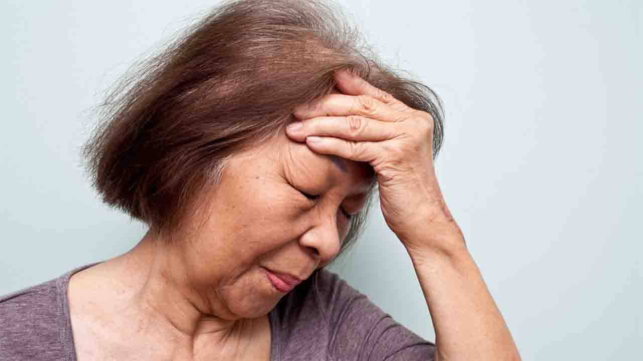 Brain Stroke: শীতকালে স্নান করতে গিয়ে ব্রেন স্ট্রোকের শিকার হতে হয়! এর পিছনে কোন কারণগুলি দায়ী জানেন?